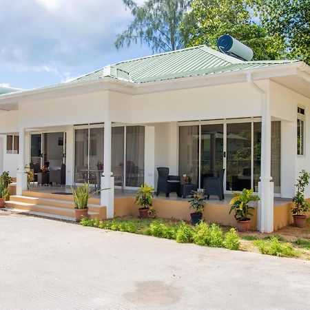Macmillan'S Holiday Villas Grand Anse (Praslin) Exterior foto