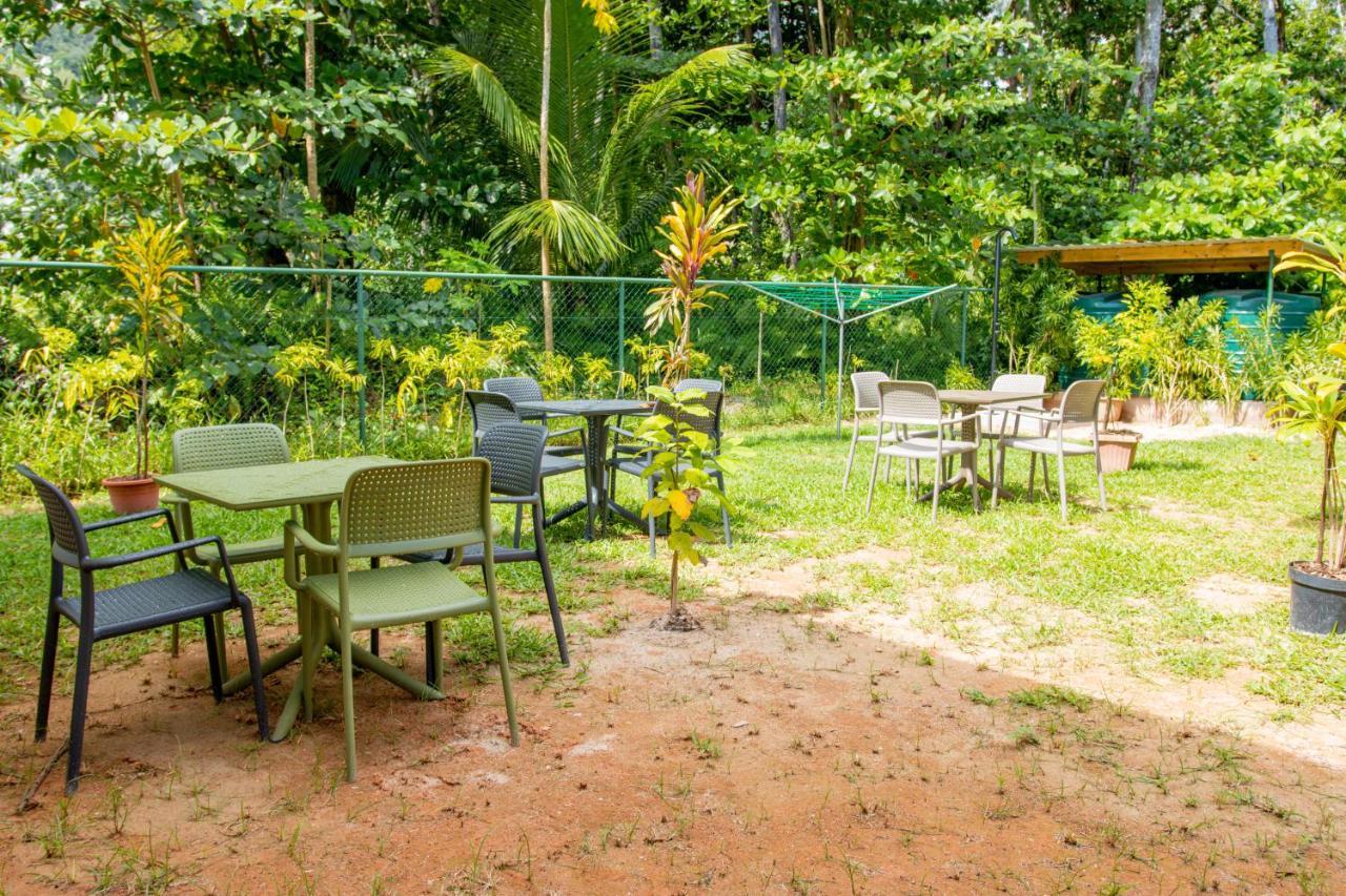 Macmillan'S Holiday Villas Grand Anse (Praslin) Exterior foto