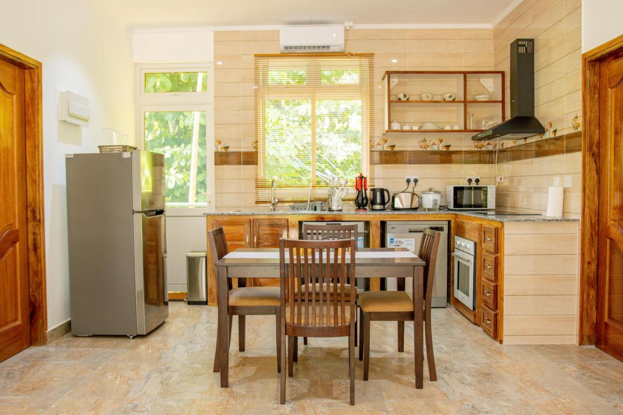 Macmillan'S Holiday Villas Grand Anse (Praslin) Exterior foto